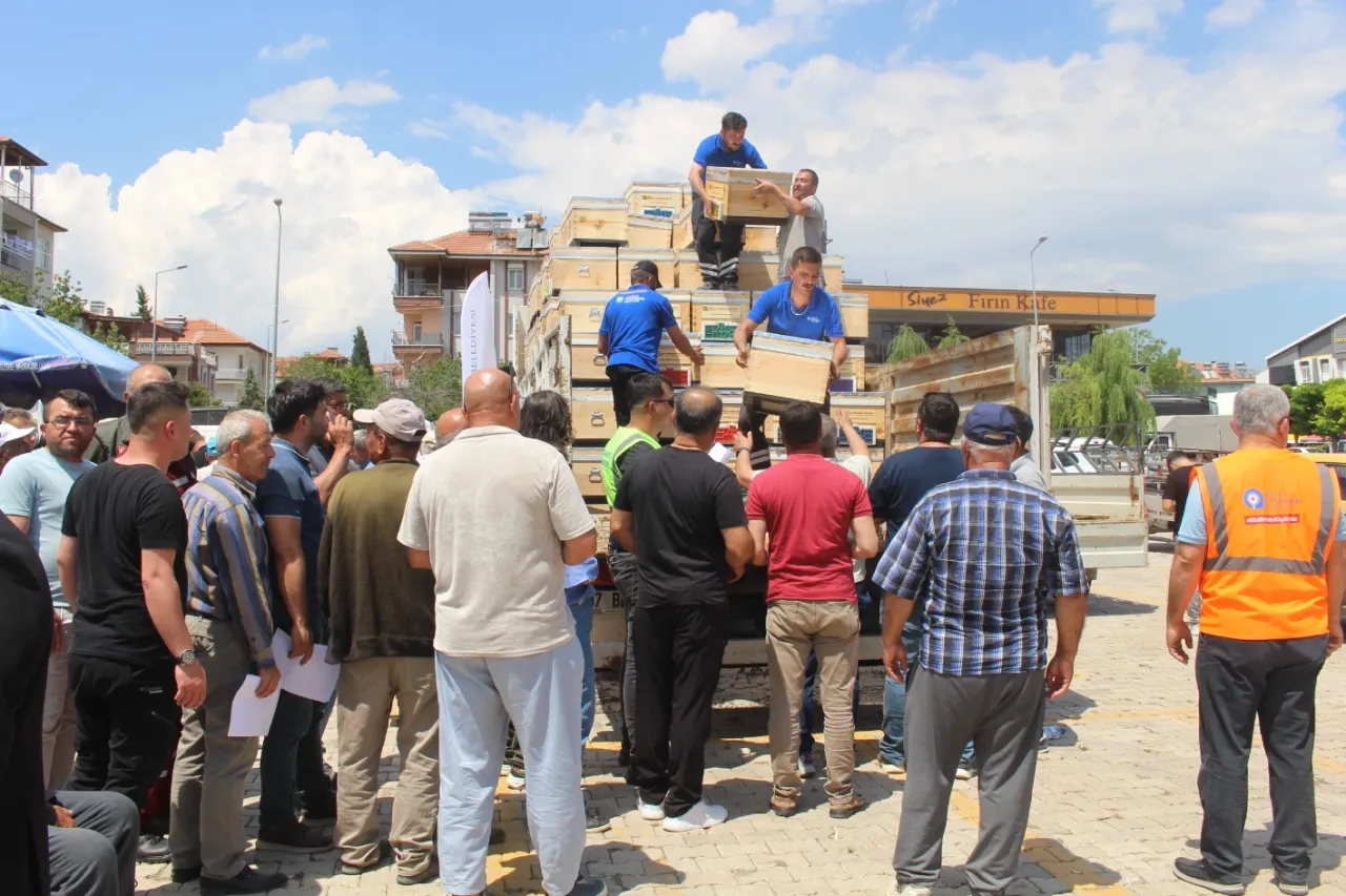 Antalya’da arıcılık faaliyetlerine hibe desteği