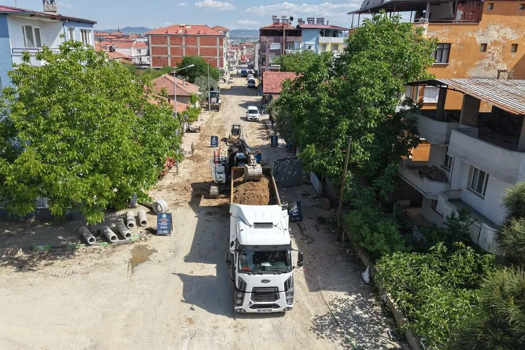 Manisa Köprübaşı’nda yıllardır beklenen altyapıya neşter