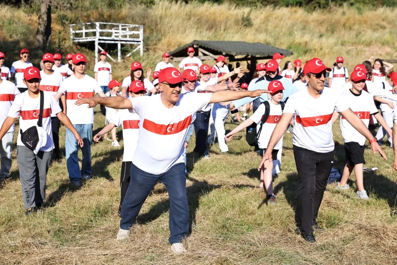 Sakarya'da Altın Çark Gençlik Şöleni Poyrazlar’da gerçekleştirildi