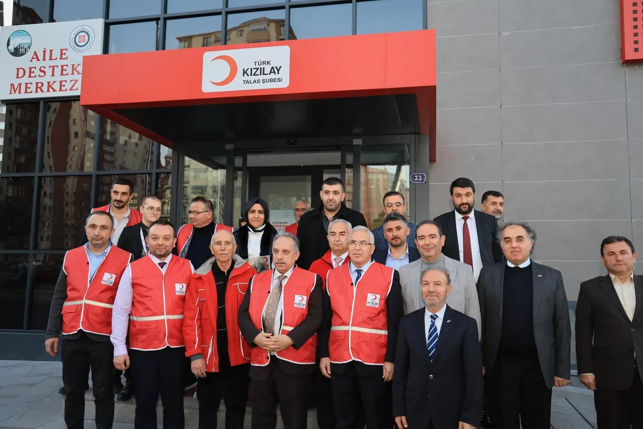 Kayseri Talas'tan Türk Kızılayı'na kalıcı eser