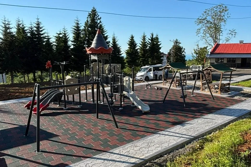 Beşikdüzü'ne 4 park ve spor alanı