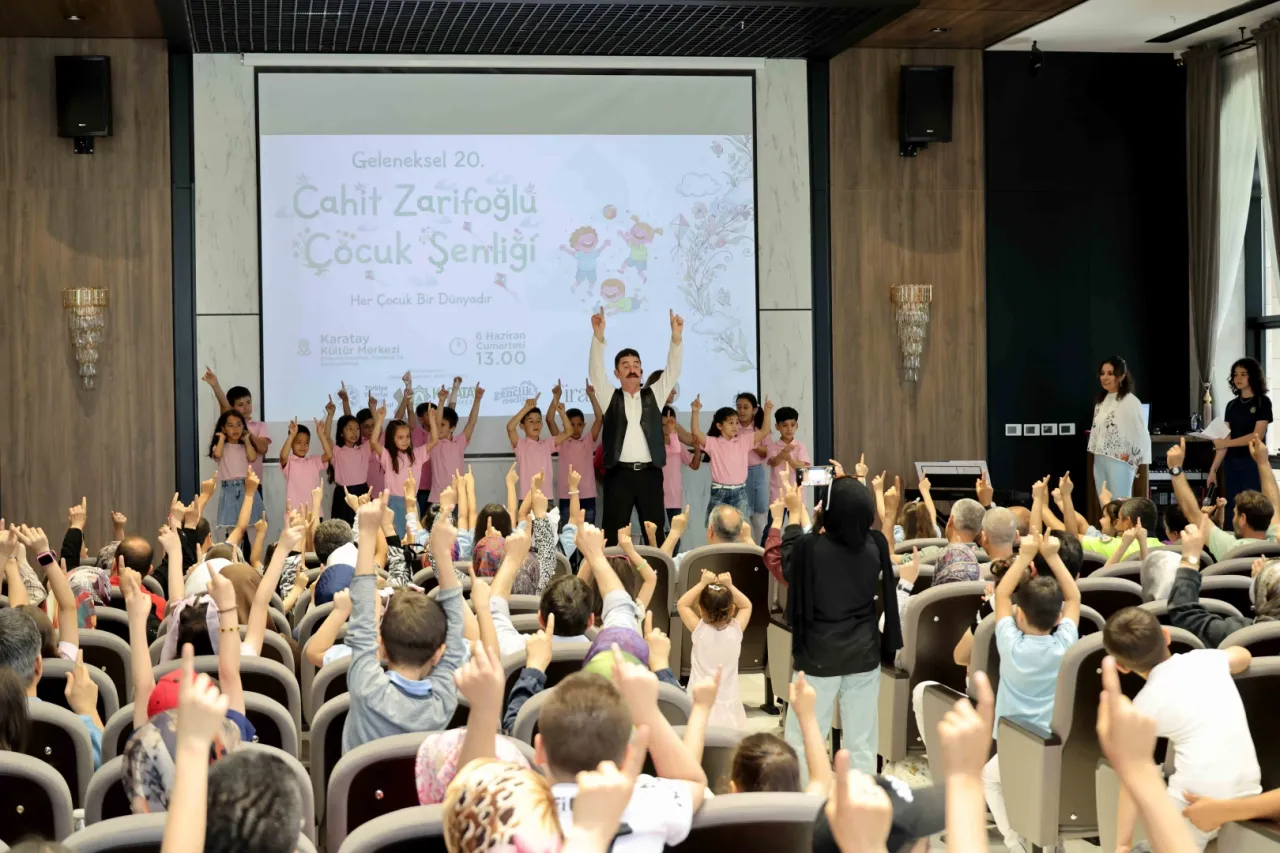 Konya Karatay’da 20. Cahit Zarifoğlu Çocuk Şenliği düzenlendi