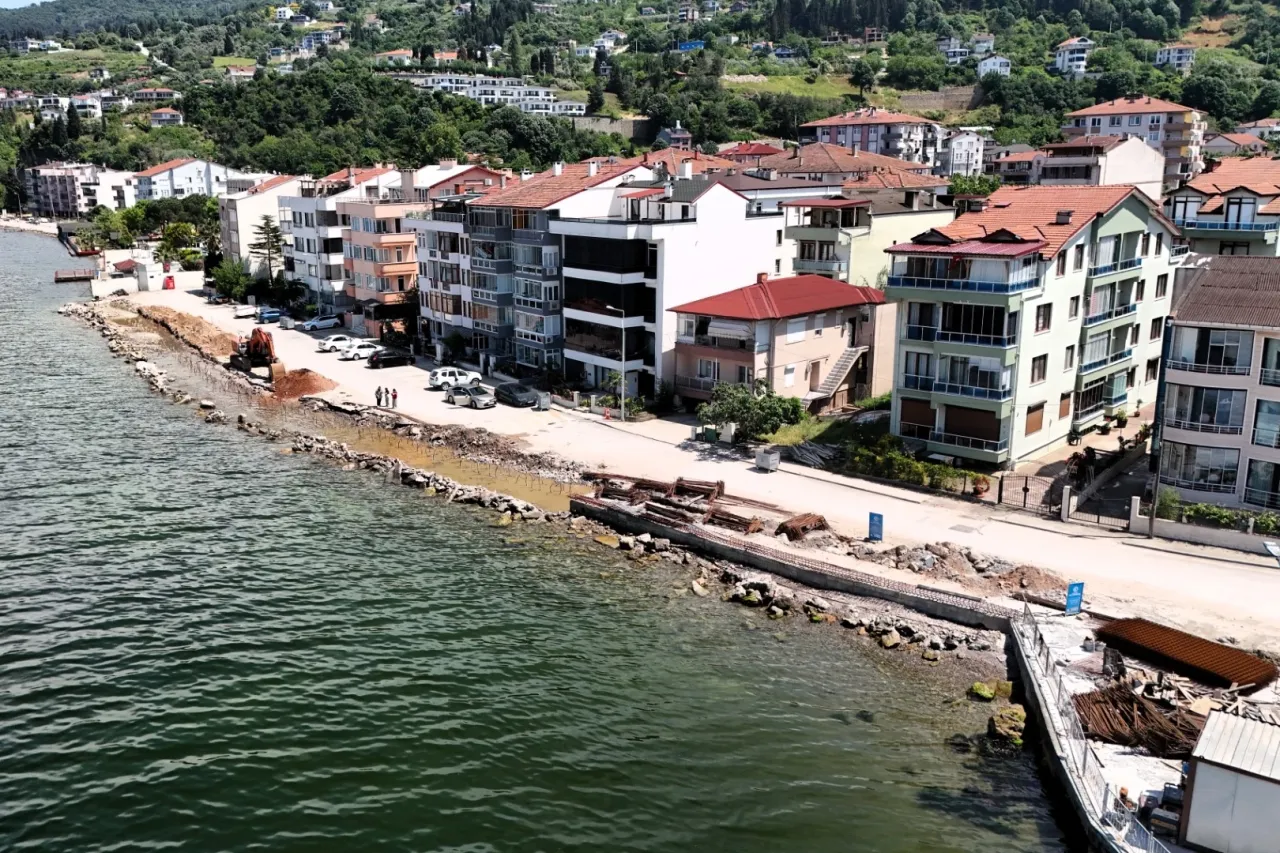 Kocaeli Ulaşlı’daki olası taşkın riskine dalga kırıcı set!