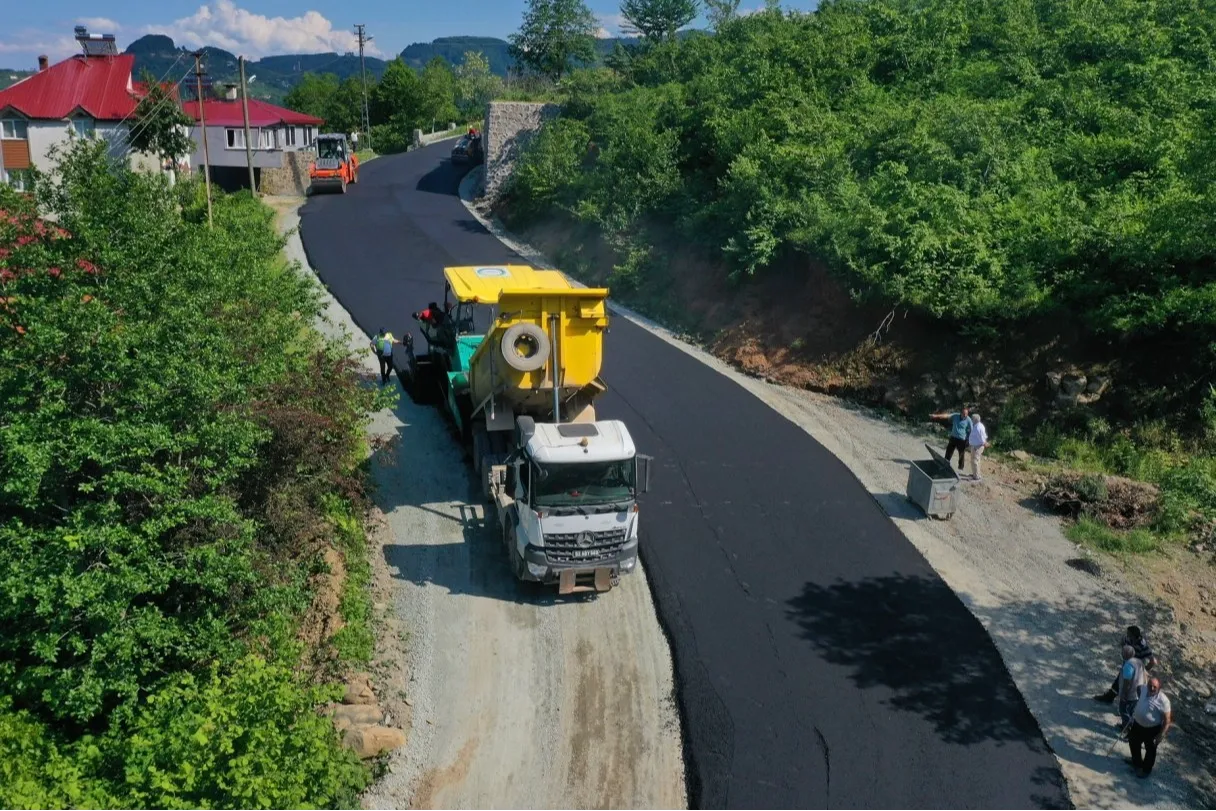 Ordu’da kırsal ulaşım yatırımları devam ediyor