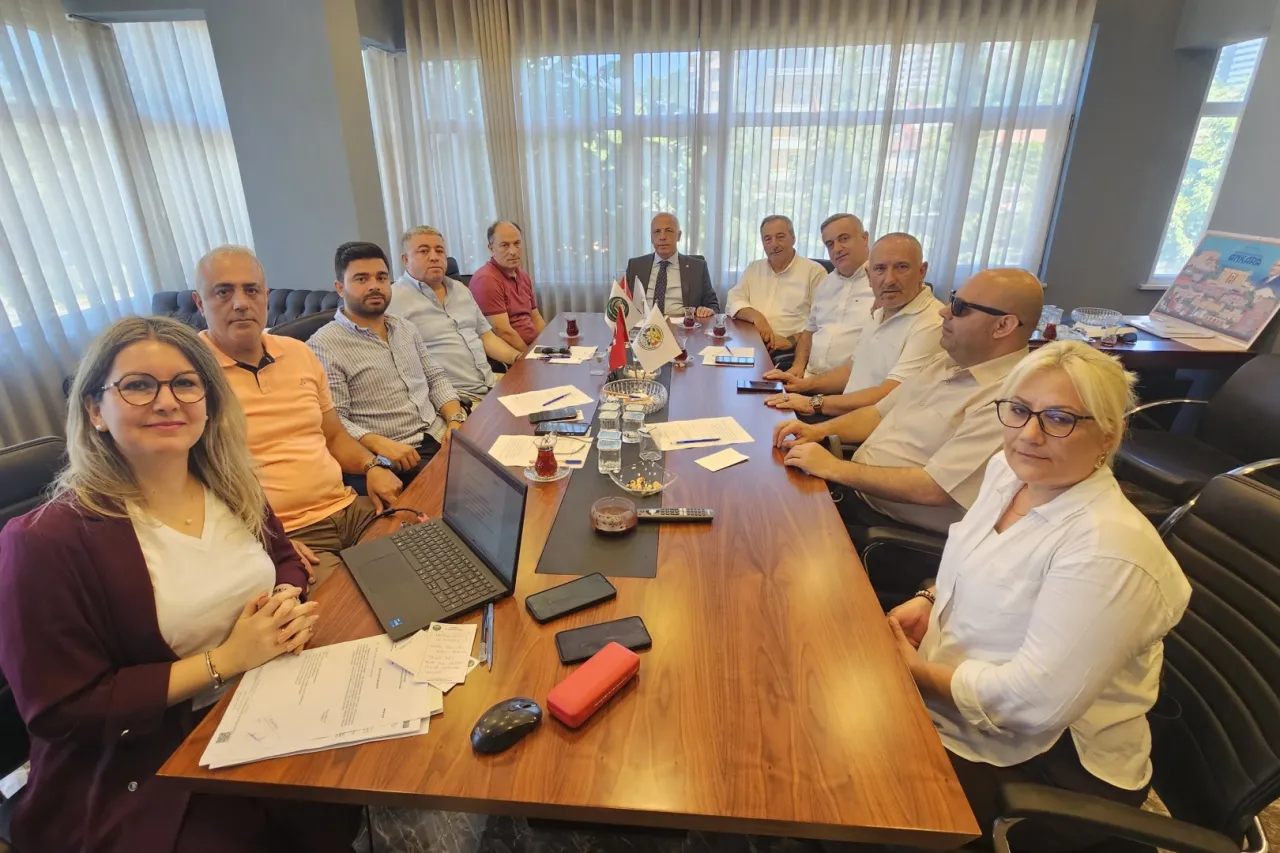 Artvin Ticaret Borsası Arhavi’de istişare toplantısı düzenledi
