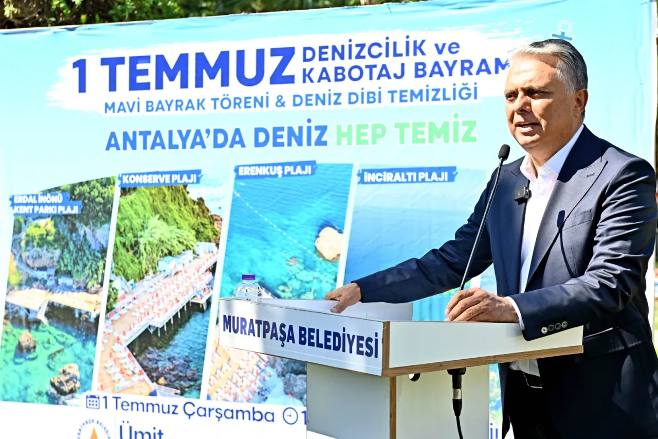 Muratpaşa'nın 5 halk plajına bir kez daha mavi bayrak