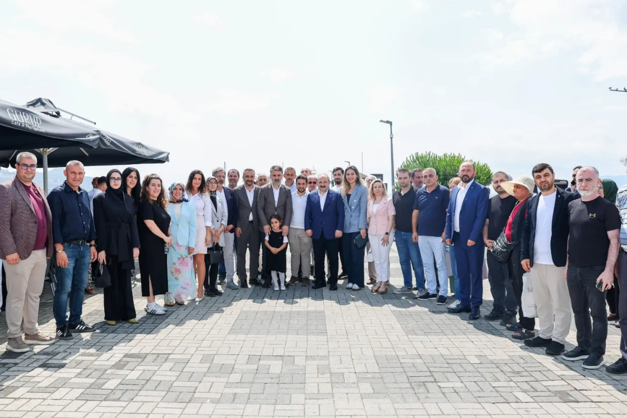 Gemlik'te aşureler Biba ve Varank'tan