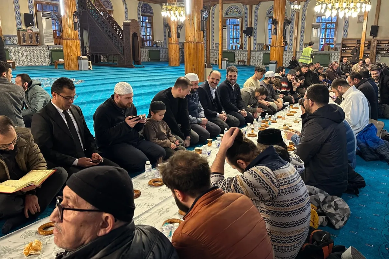 Başkan Altay “Ümmet İftarı”nın Bereketine Ortak Oldu