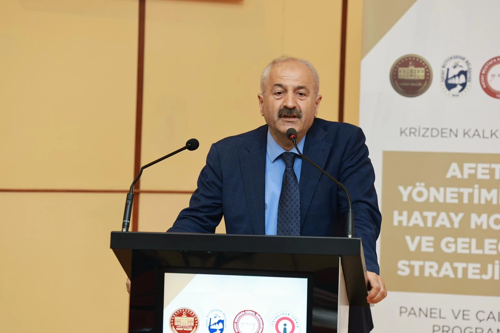 Gebze Belediye Başkanı Büyükgöz Hatay’da afet paneline katıldı