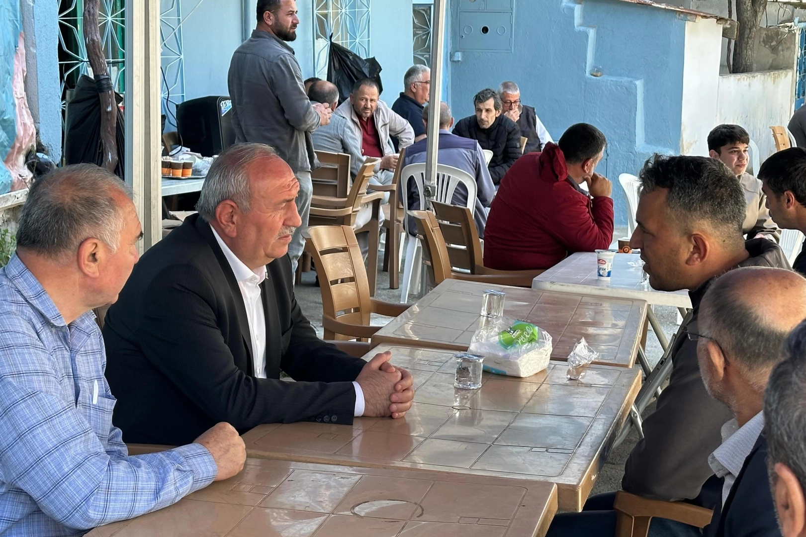 AK Partili Uzun’dan Karabağlar'a hizmet eleştirisi