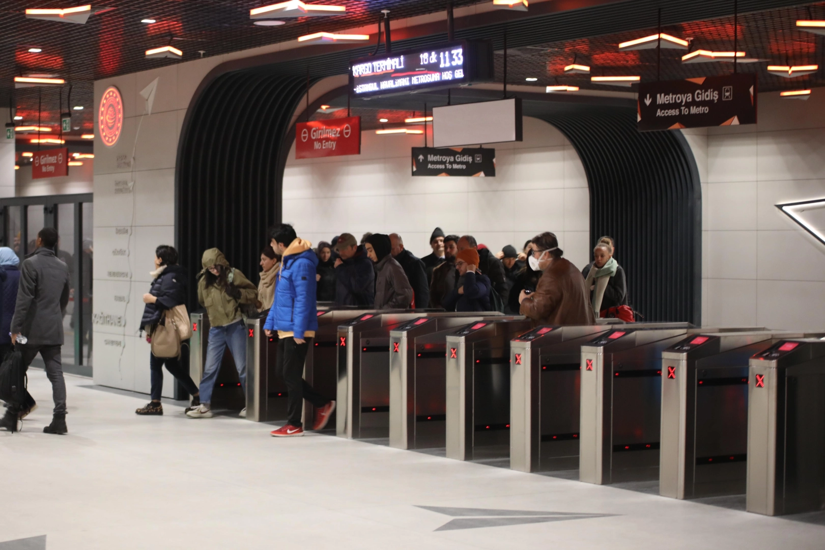İstanbul metrosunda geçici düzenleme... Seferler aktarmalı yapılacak