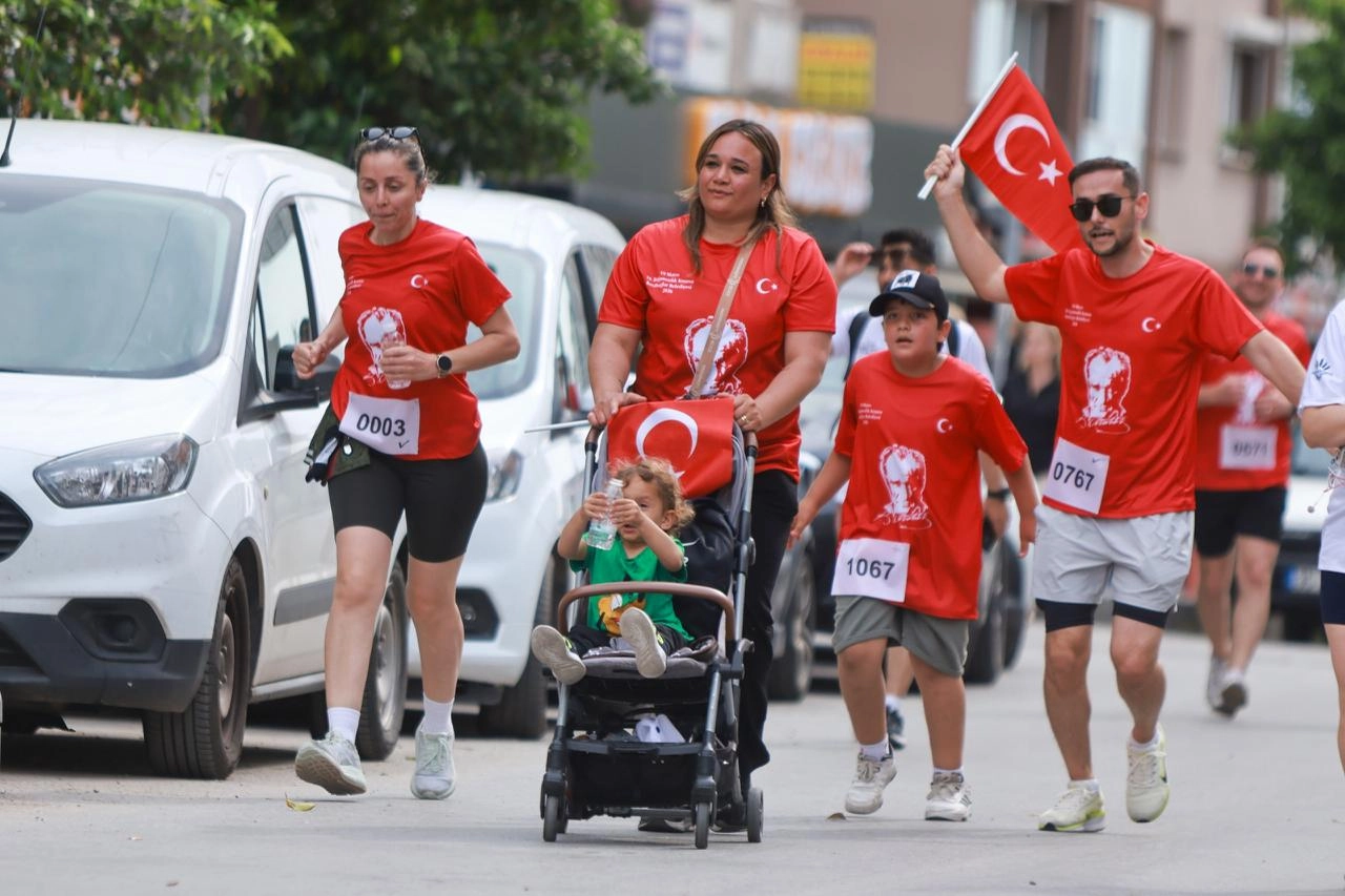 Karabağlar Ata’sı için koştu