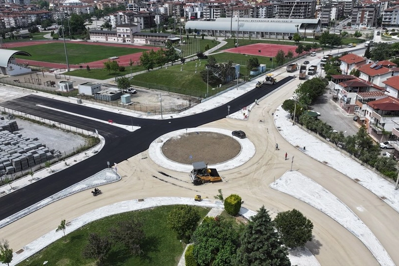 Denizli’de riskli kavşakta güvenli ulaşım adımı