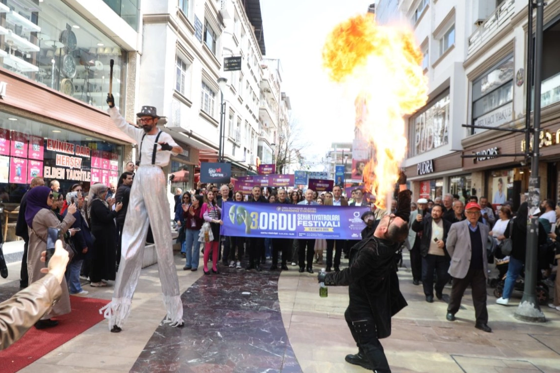 Ordu’da Tiyatro Festivali başladı