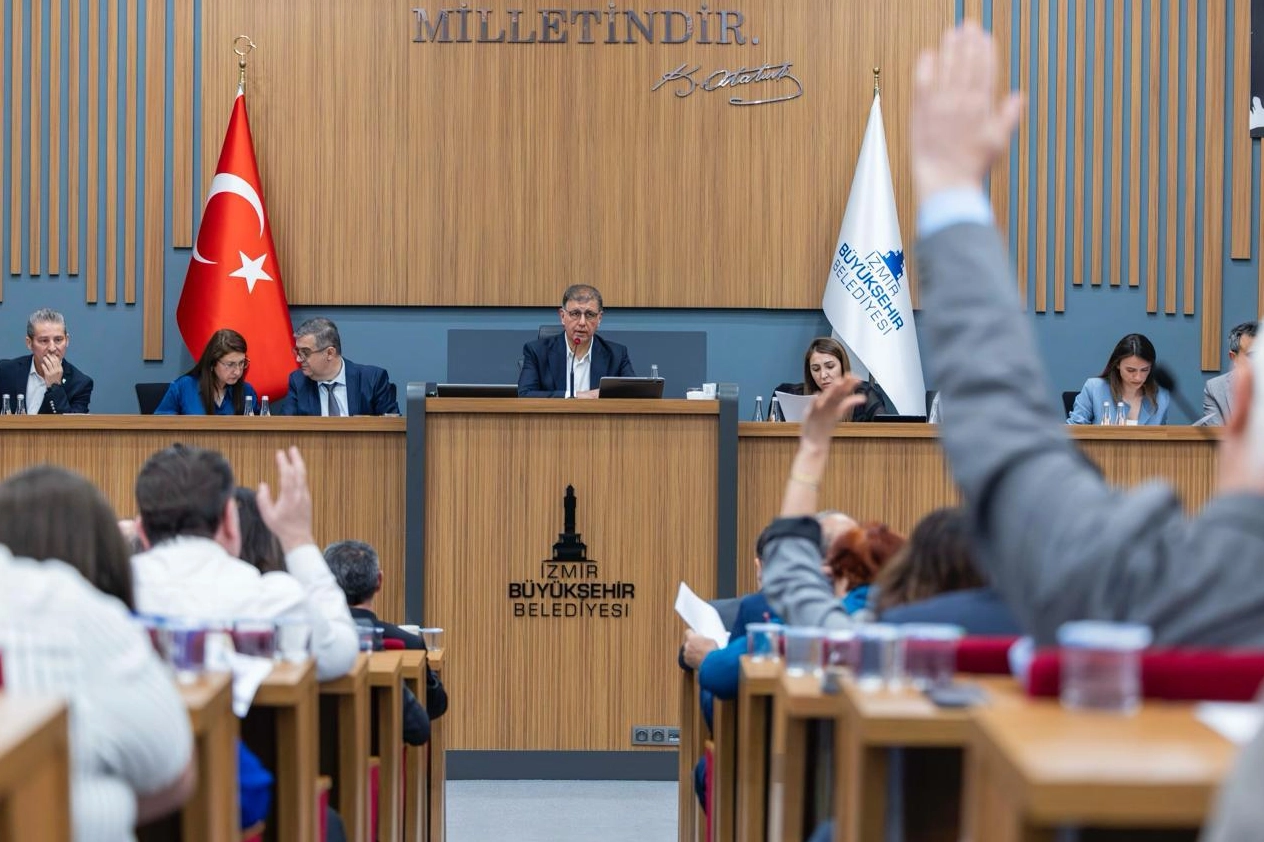 Karşıyaka Stadı için beklenen karar meclisten geçti