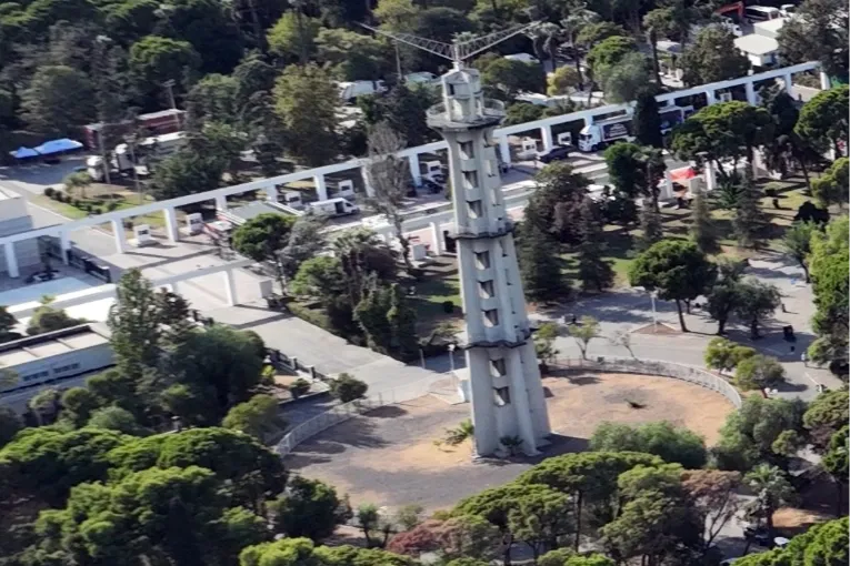 İzmir’in simgesi Paraşüt Kulesi yeniden ayağa kalkıyor
