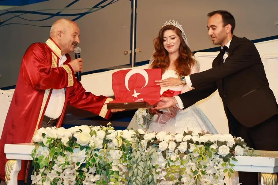 Sultan II. Abdülhamid Han’ın torununun nikahını Başkan Büyükgöz kıydı