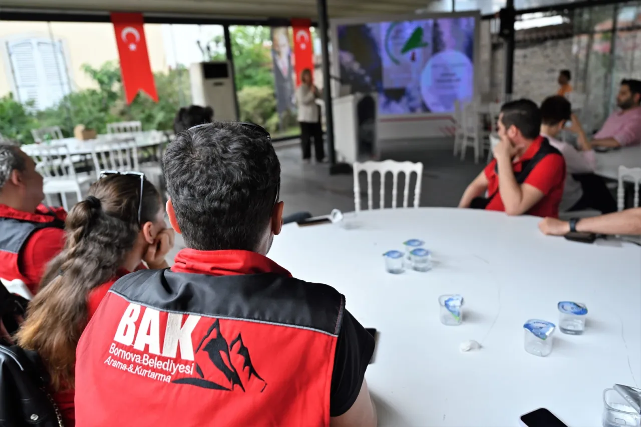 İzmir Bornova’da orman yangınlarının çözüm yolları masaya yatırıldı