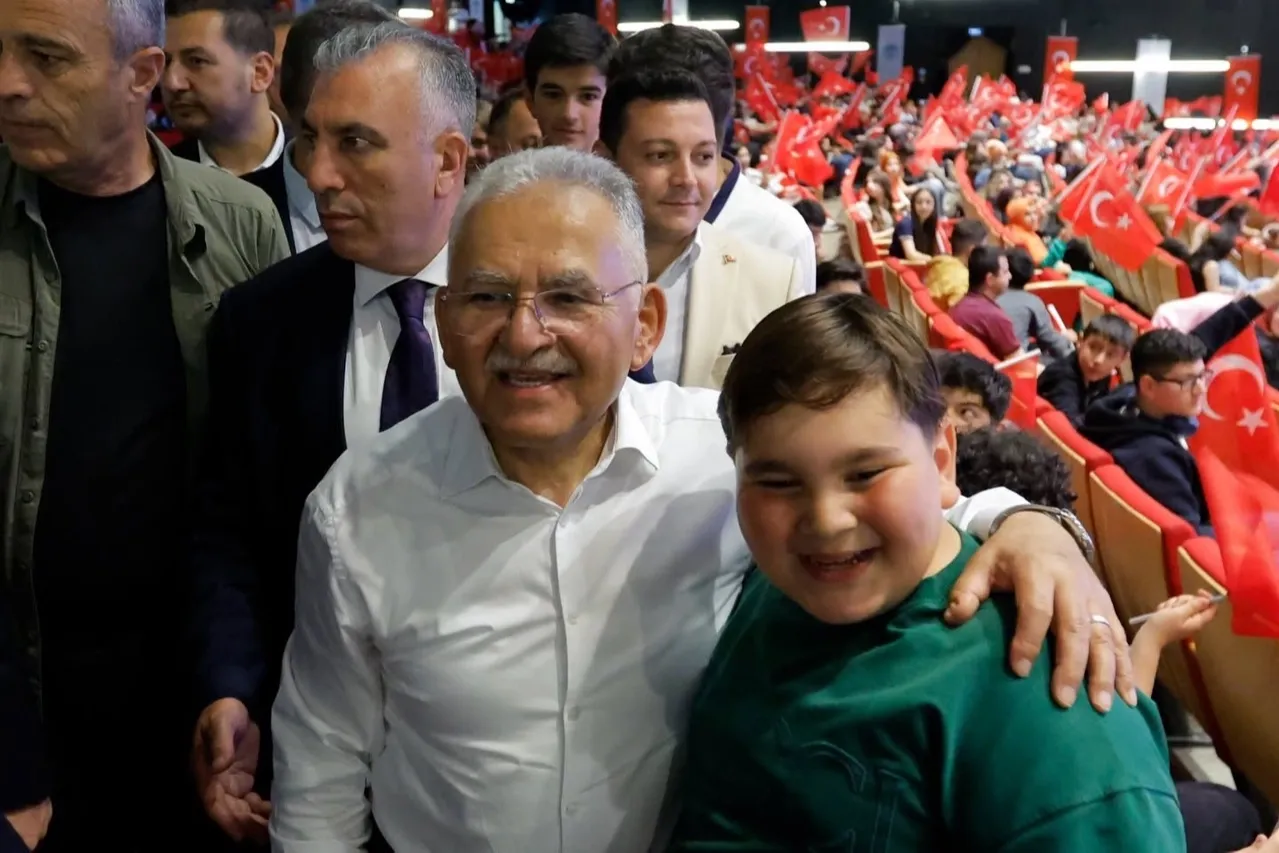 GENÇ KAYMEK'lilere sınav motivasyonu semineri