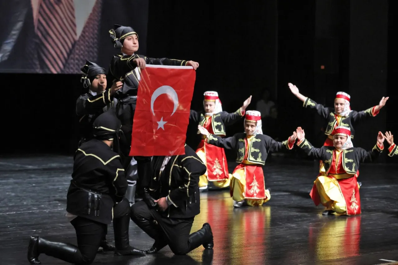Bursa’da ailelere özel sanat gecesi