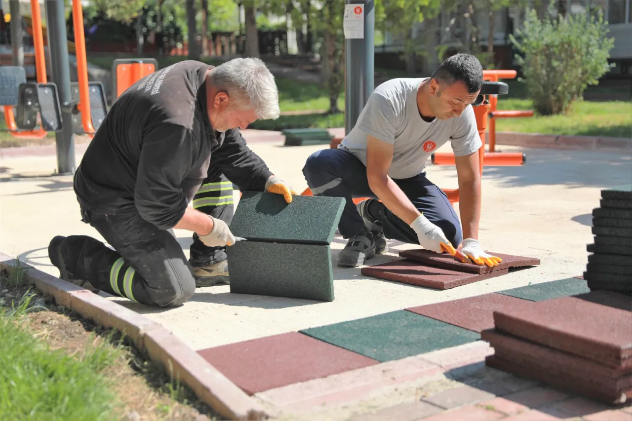 Ankara Keçiören’de parklar yenileniyor