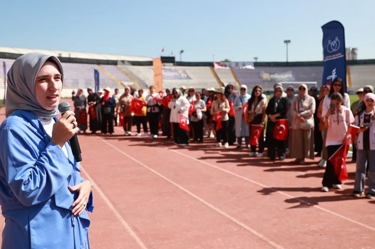 Gebzeli kadınlardan 'adım at, havan değişsin' etkinliği