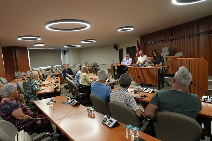 İstanbul Maltepe’de muhtarlarla buluşma devam ediyor