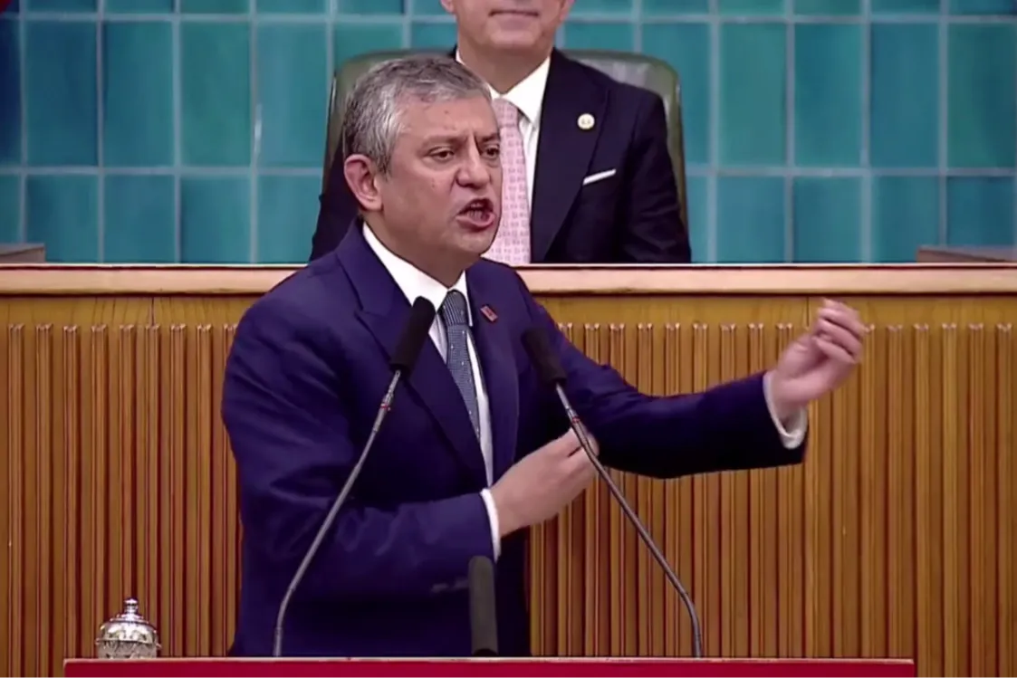 Mutlak butlan sonrası CHP'de ilk grup toplantısı... 'Hain Kemal' sloganları yükseldi!