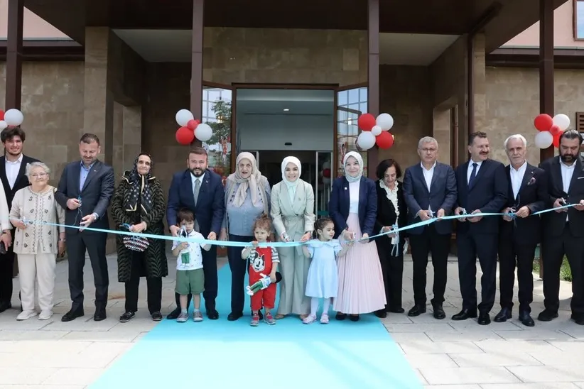 Bakan Göktaş, Darülaceze'de kreş açılışına katıldı