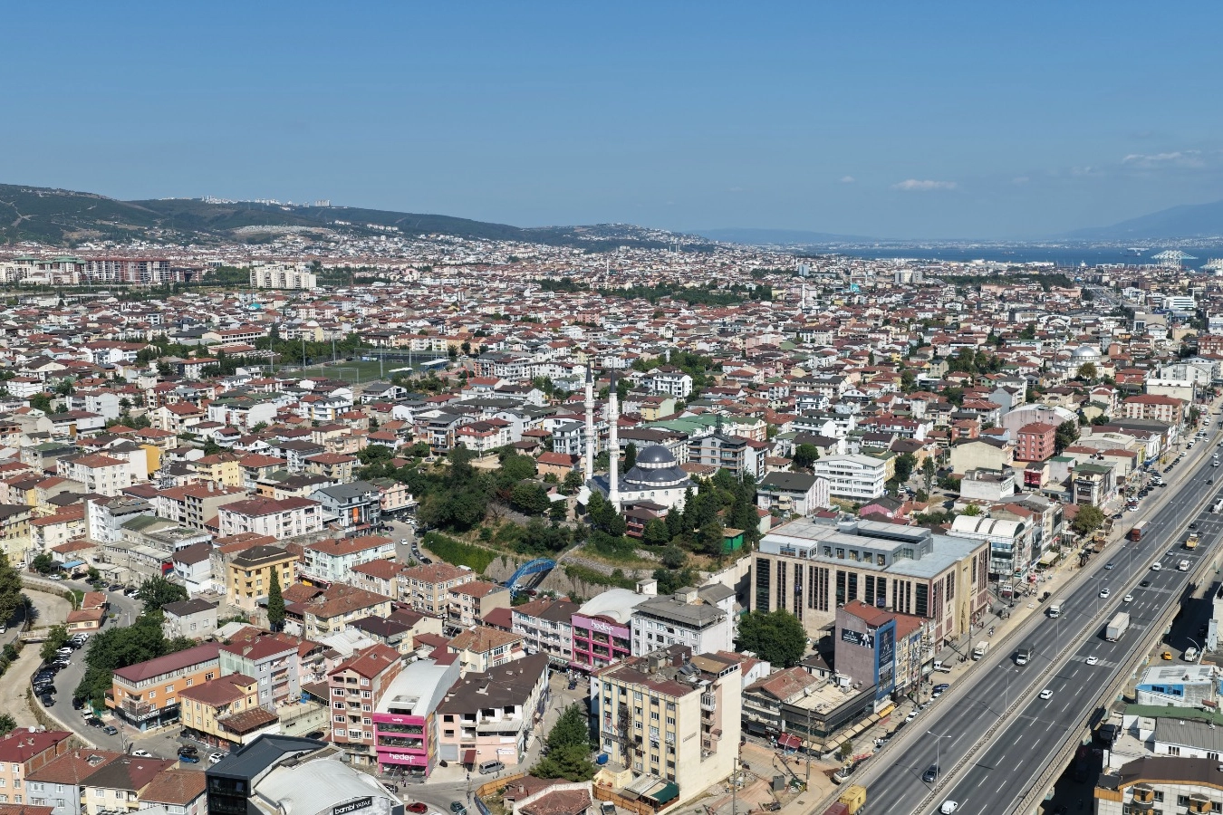 Kocaeli'de Körfez’in iki mahallesinde modern altyapı hamlesi