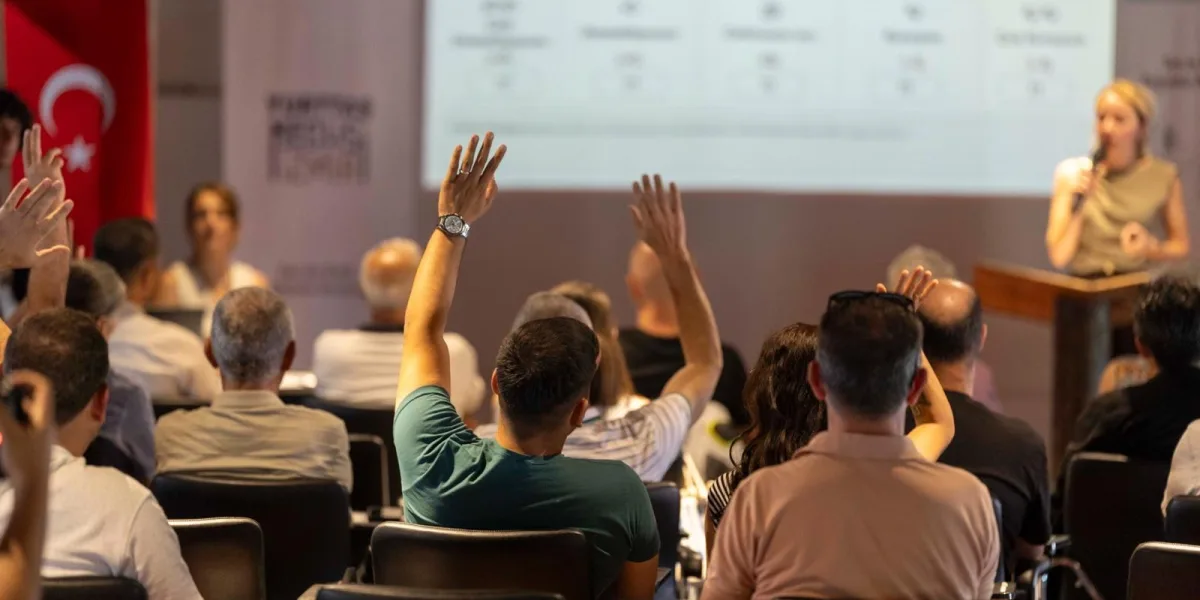İzmir'de Yurttaş Meclisi’nde üçüncü dönem başlıyor