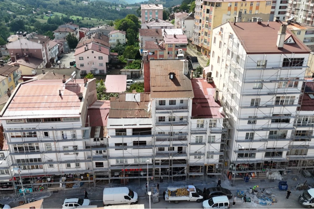 Ordu Akkuş’ta cepheler yenileniyor
