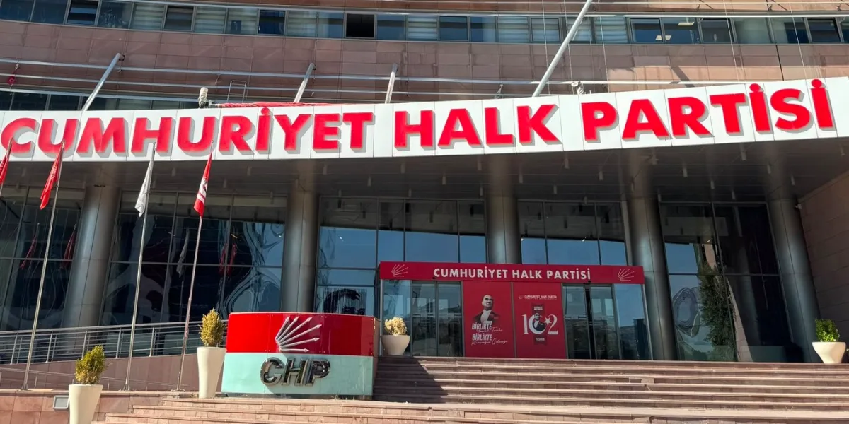 CHP’den belediye başkanı transfer iddialarına sert yanıt