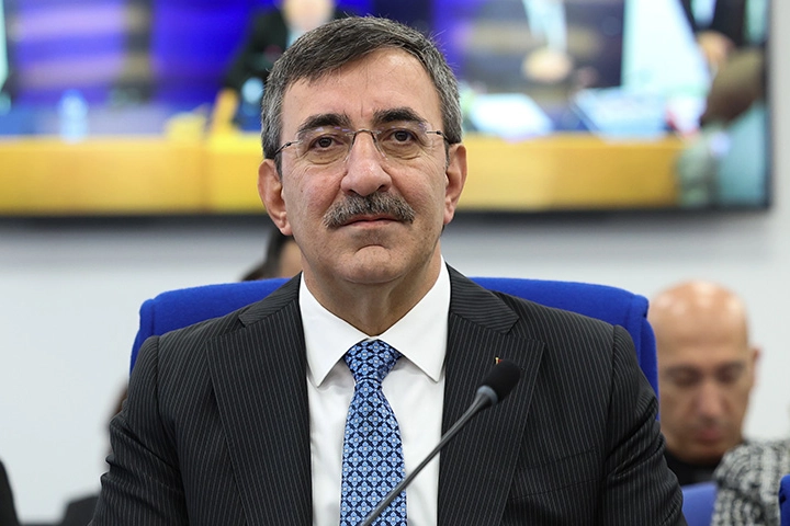 Girne açıklarındaki gemi kazasına Cevdet Yılmaz’dan açıklama... Her türlü desteği sağlıyoruz
