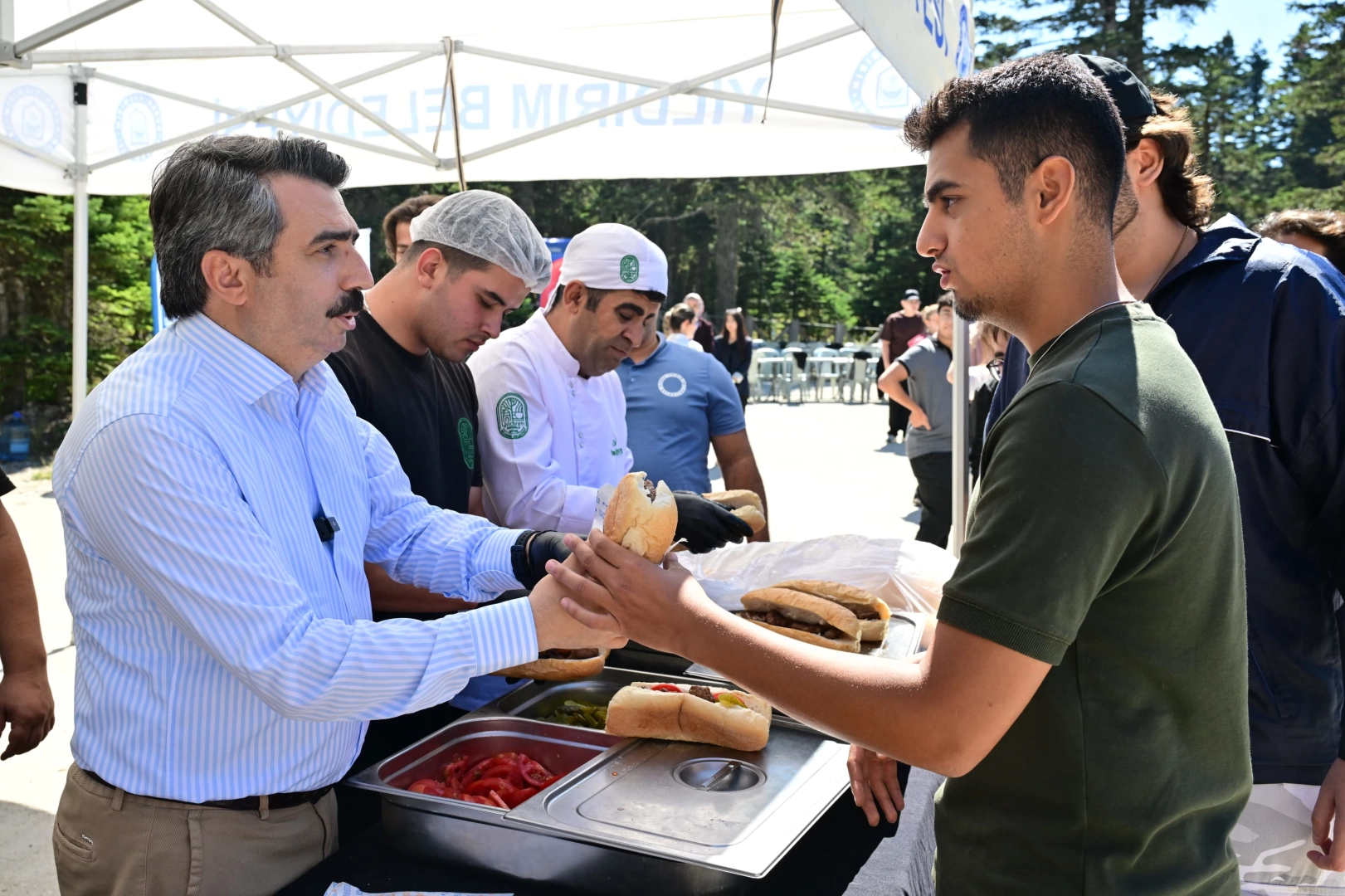 Yıldırım'da uyumayan kütüphaneden üniversiteye