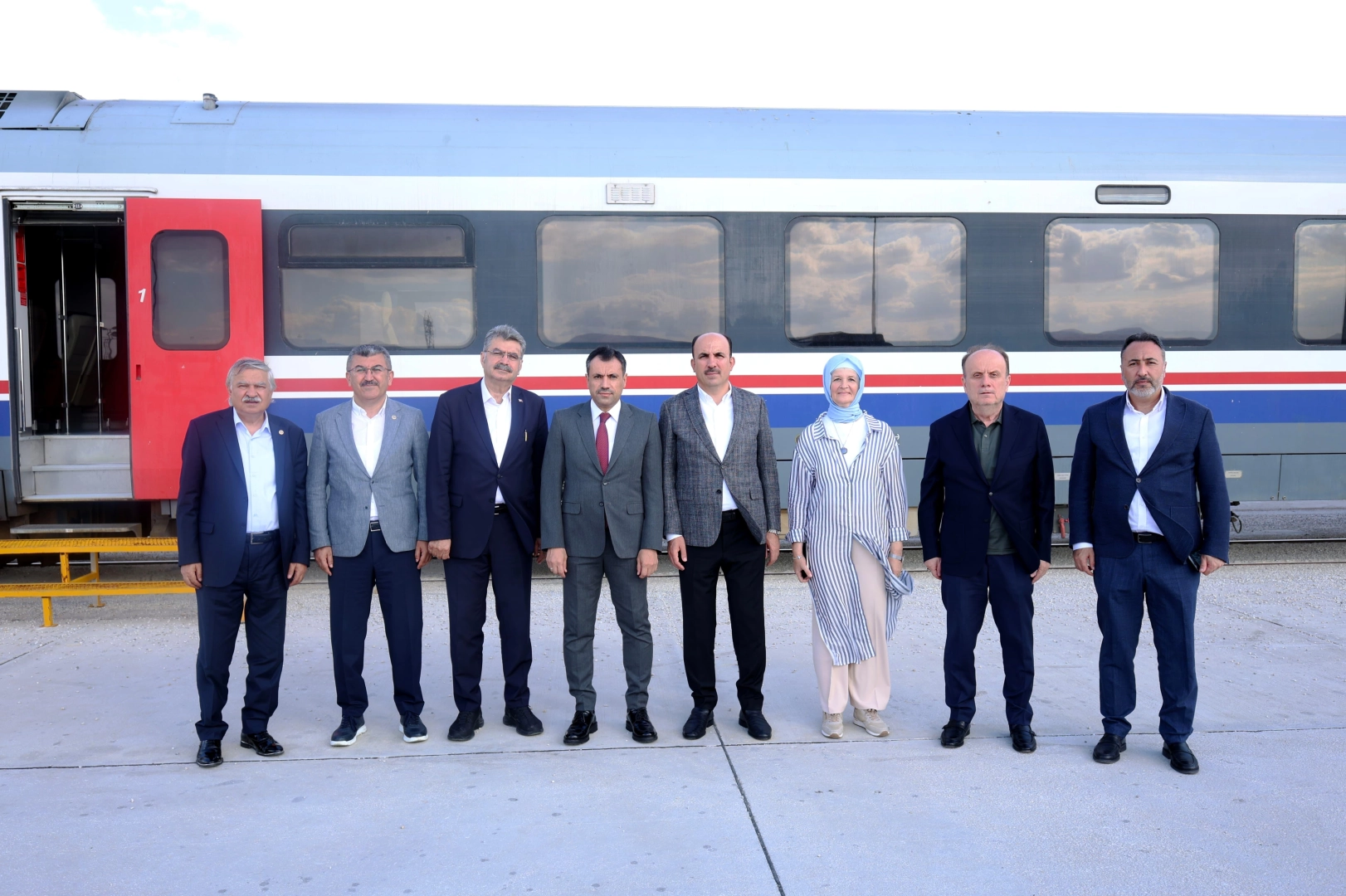 Konya Milletvekilleri raylı sistemleri yakından inceledi