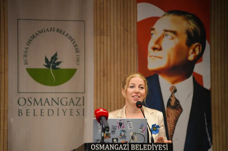 Bursa Osmangazi'de Alzheimer Semineri: Farkındalık Artırıldı