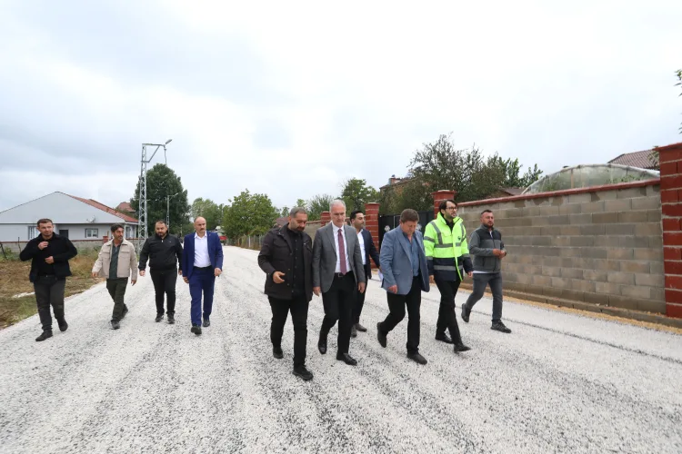 İnegöl’de 8 sokakta yol çalışması: 1300 metrelik güzergâh yenilendi