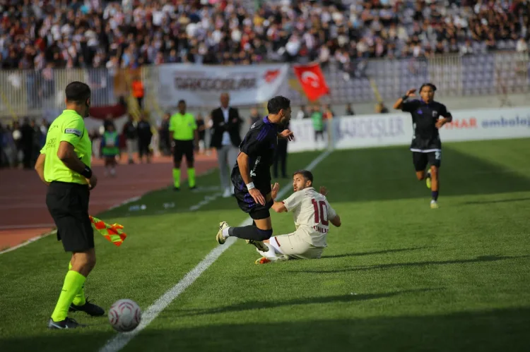 Gebzespor kaçırdı, Elazığspor direndi!