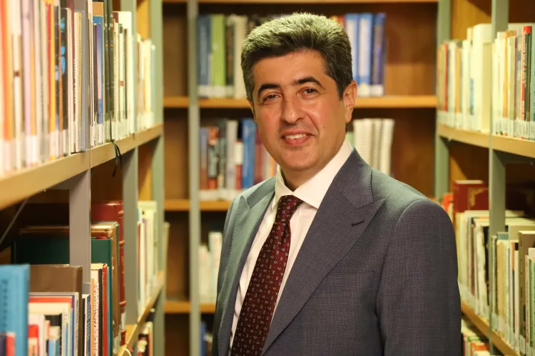 Yapay Zeka Düşünme Becerilerini Zayıflatıyor mu?