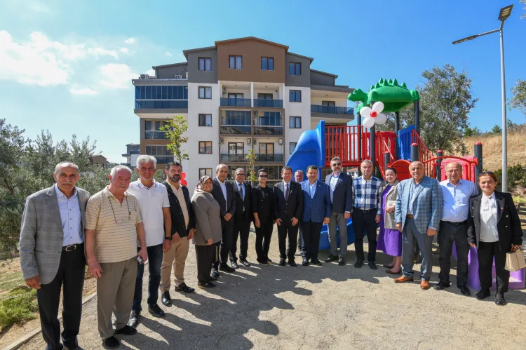 Bursa Osmangazi’de Aile Sağlığı Merkezi ve Çocuk Parkı Açıldı