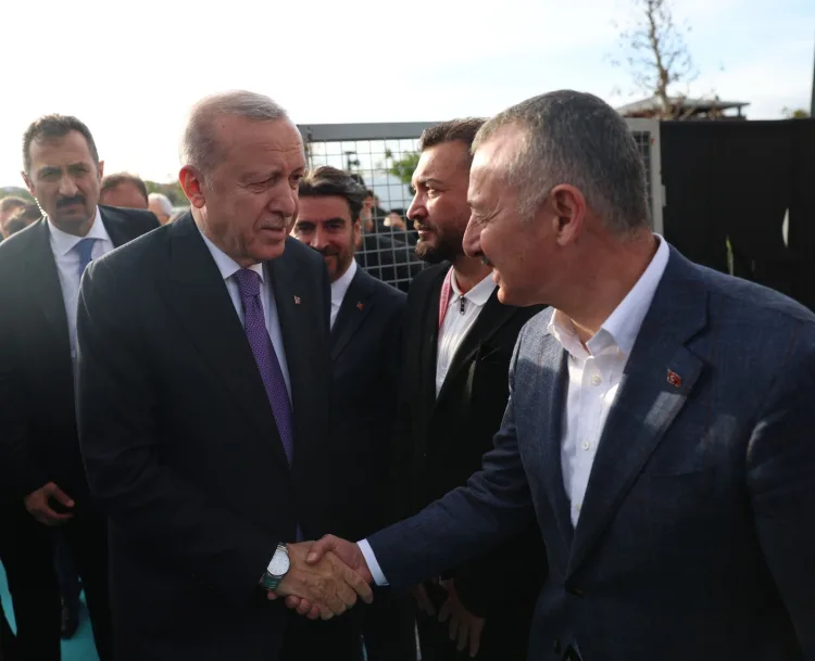 Kocaeli Büyükşehir Kağıtspor Başpehlivanı Seçkin Duman’dan Kupada Üçüncülük