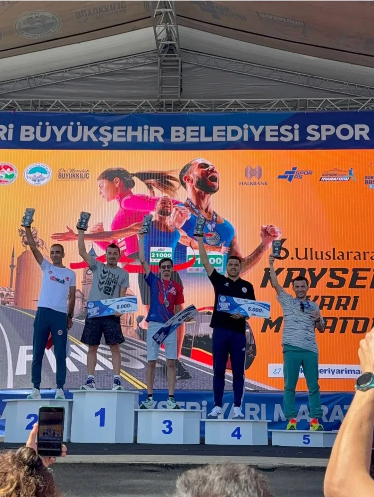 Keşanlı Alper Elmas, Kayseri Yarı Maratonda bronz madalya