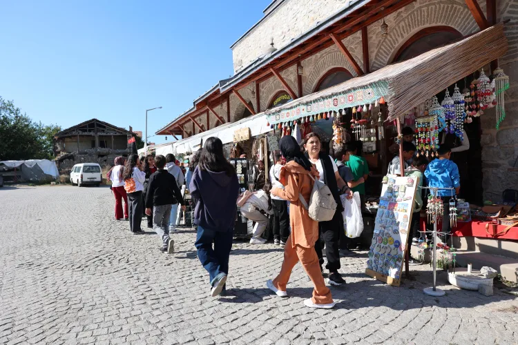 Konya Büyükşehir’in Desteğiyle 40 Öğrenciye Kültür Gezisi