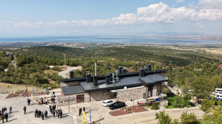 Beyşehir Hükümet Konağı’na temel, Yakamanastır Kır Evleri'ne açılış