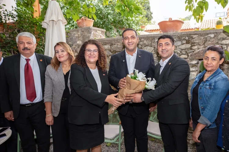 Narlıdere'de Başkan Uzun İzmirli muhtarları ağırladı