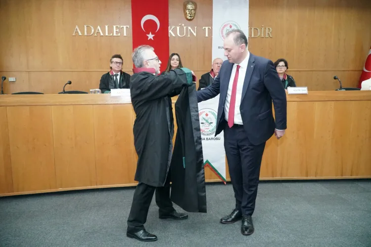 Bursa Barosu’nda Yener Poroy dönemi resmen başladı