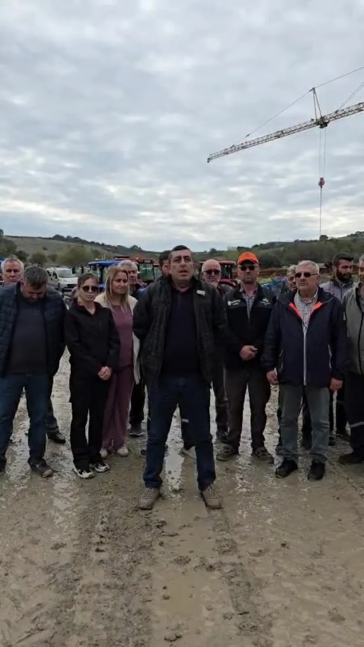 Bursa’da çiftçilerden taşkın isyanı! Traktörlerle yolu kapattılar