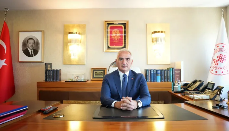 Bakan Ersoy Açıkladı: 35 Projeye 12,3 Milyon Liralık Destek