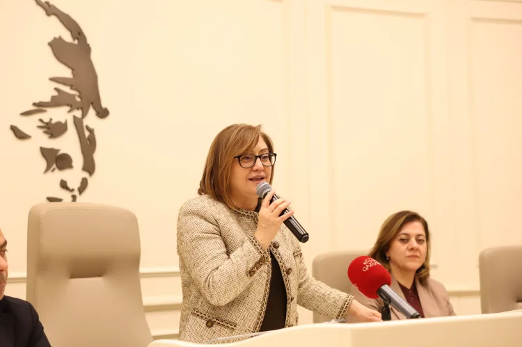 Başkan Şahin’den mimar adaylarına: Kendinizi dünyaya hazırlayın